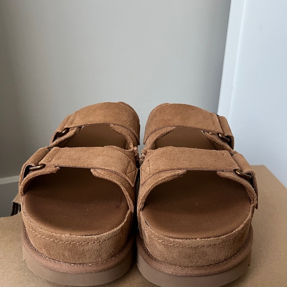 UGG Goldenstar Hi Slide Platform Sandals - Chestnut - Picture 2 of 13